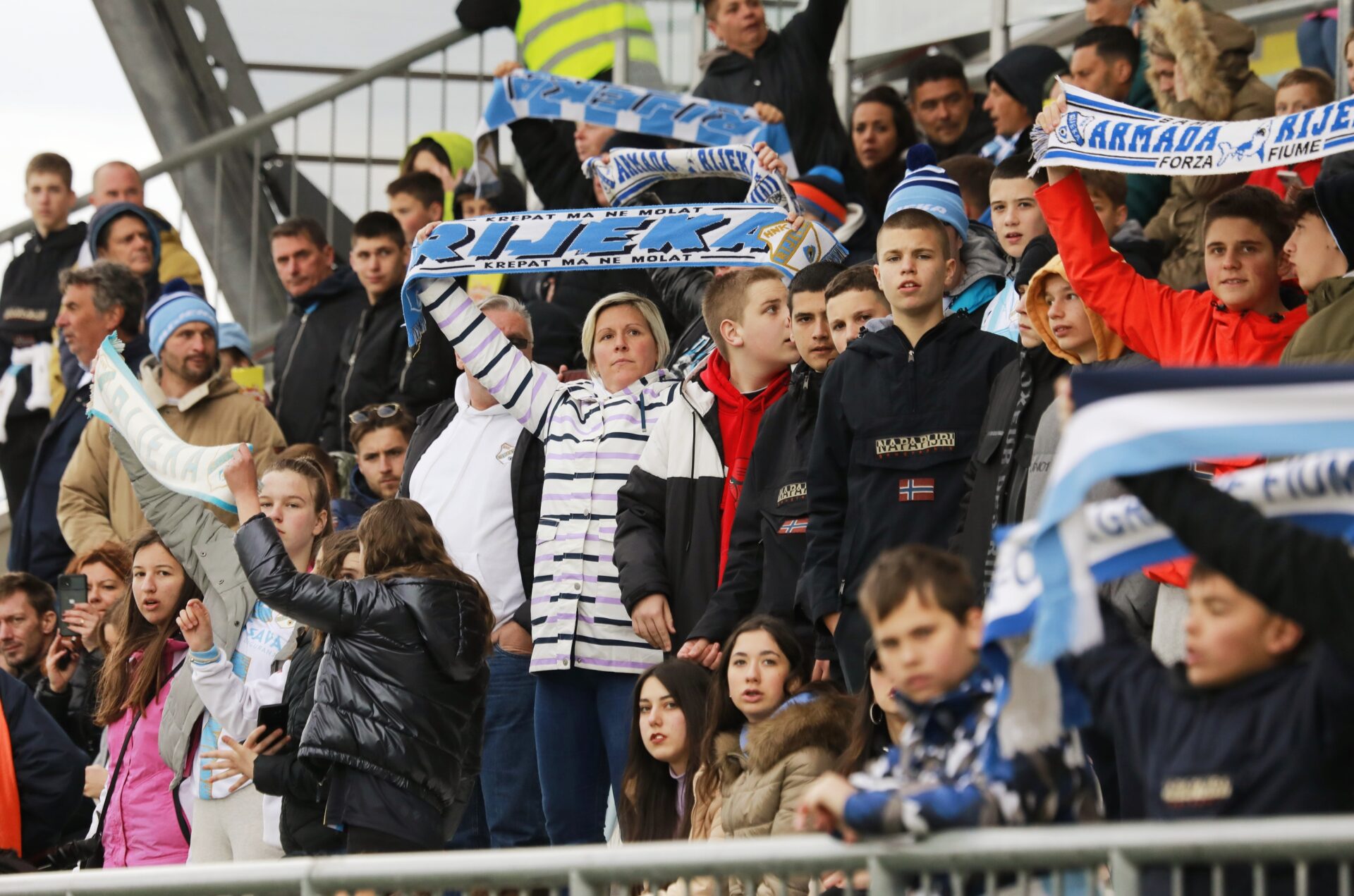 IMG_20230416_190717 IMG_20230416_190717