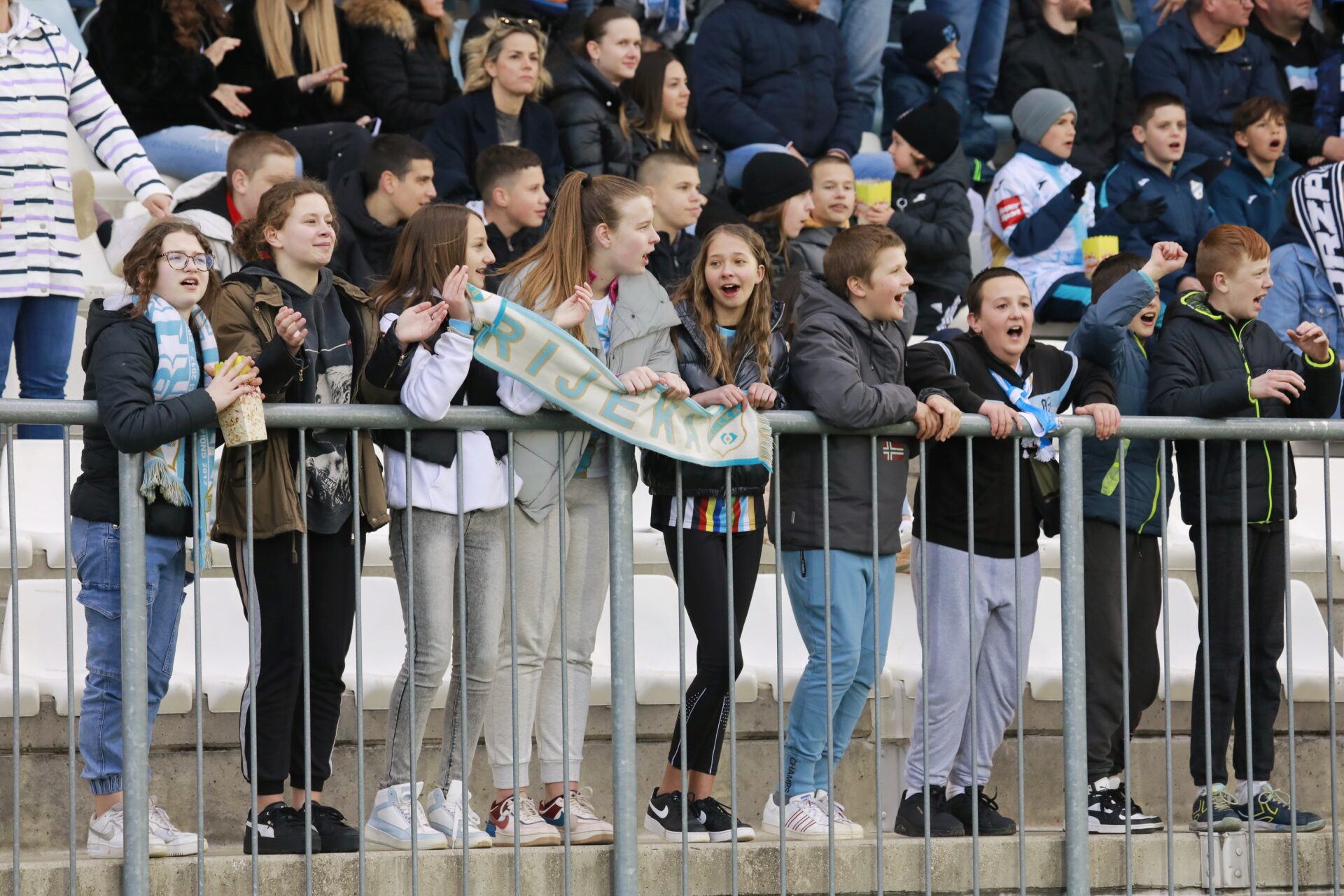 IMG_20230416_191719 IMG_20230416_191719