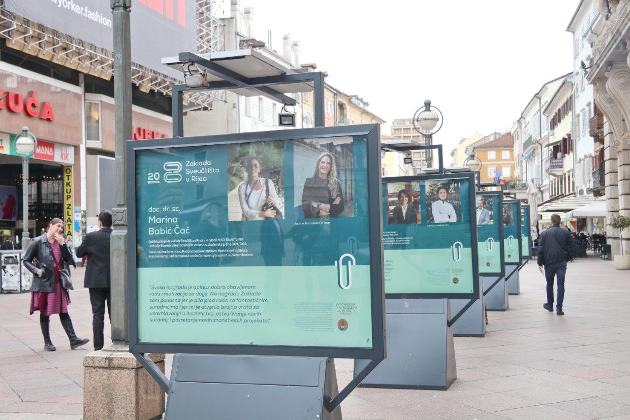 Izložba-„Mladi-znanstvenici-i-umjetnici“-Zaklade-Sveučilišta-u-Rijeci-10 Izložba-„Mladi-znanstvenici-i-umjetnici“-Zaklade-Sveučilišta-u-Rijeci-10