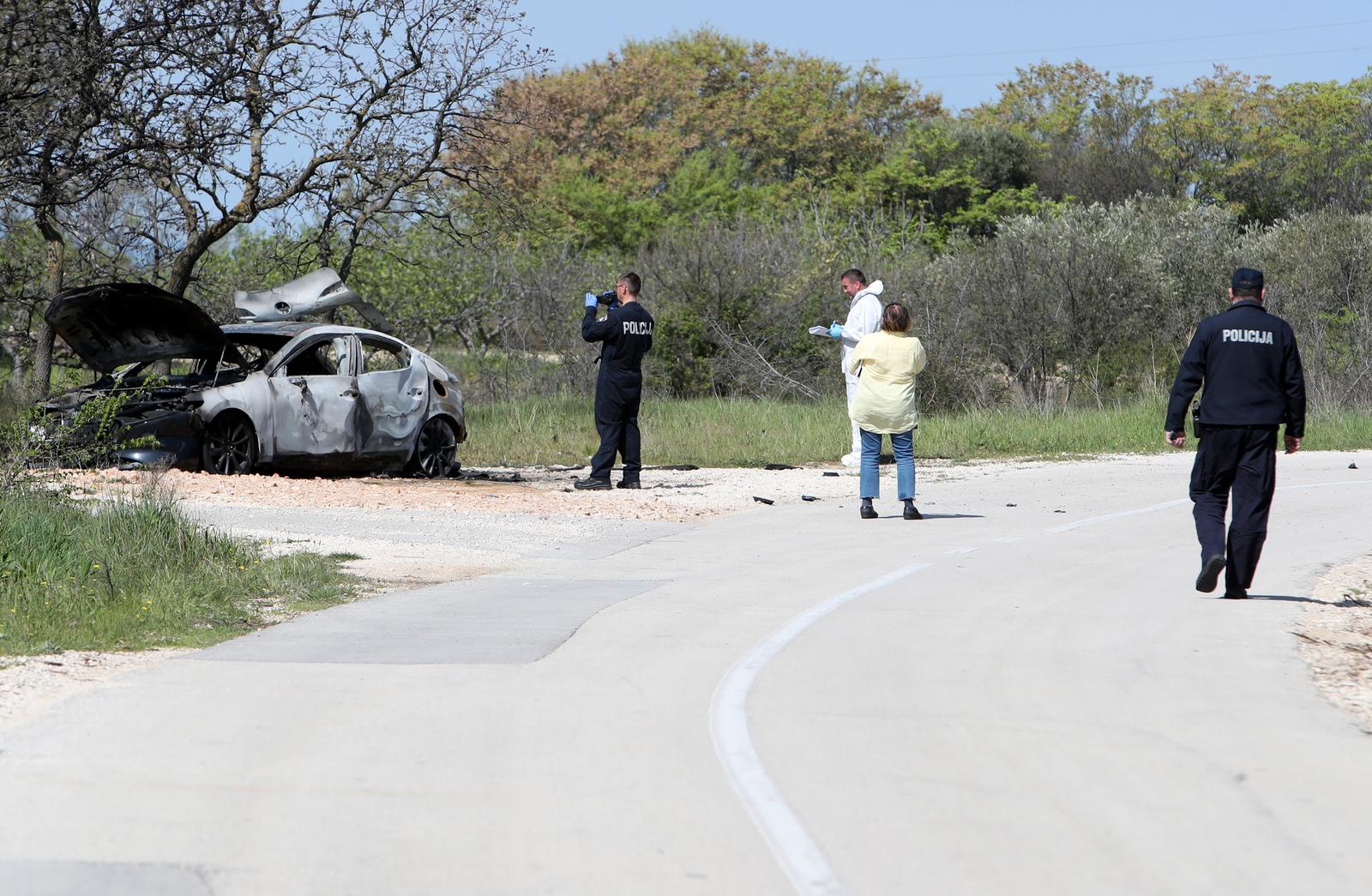 Zadar: Jedna osoba smrtno stradala u požaru automobila u Lovincu Zadar: Jedna osoba smrtno stradala u požaru automobila u Lovincu