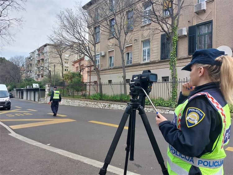 Pećine akcija 2 Pećine akcija 2