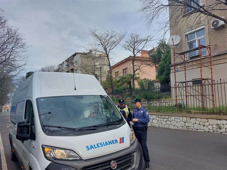 Pećine akcija 5 Pećine akcija 5