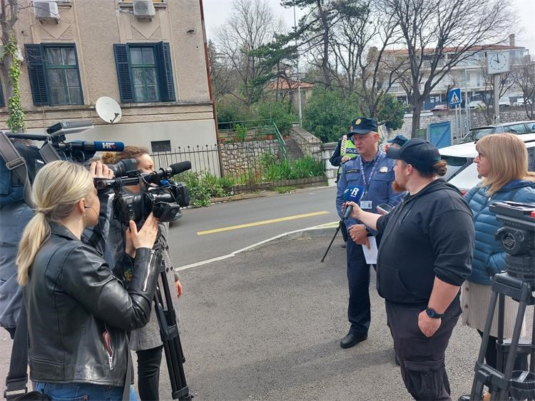 Pećine akcija 7 Pećine akcija 7