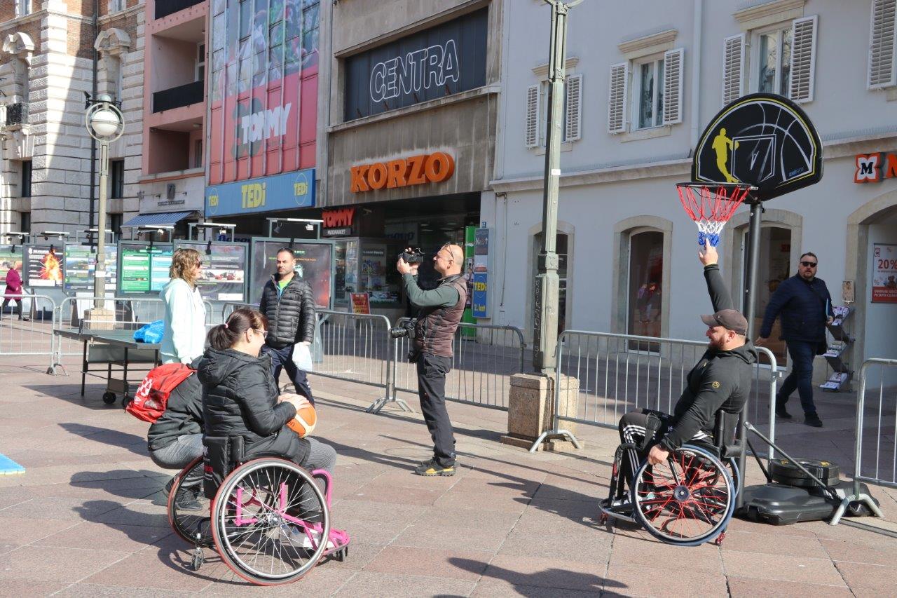 Sportski-dan-u-sklopu-manifestacije-Tjedan-autizma-2 Sportski-dan-u-sklopu-manifestacije-Tjedan-autizma-2