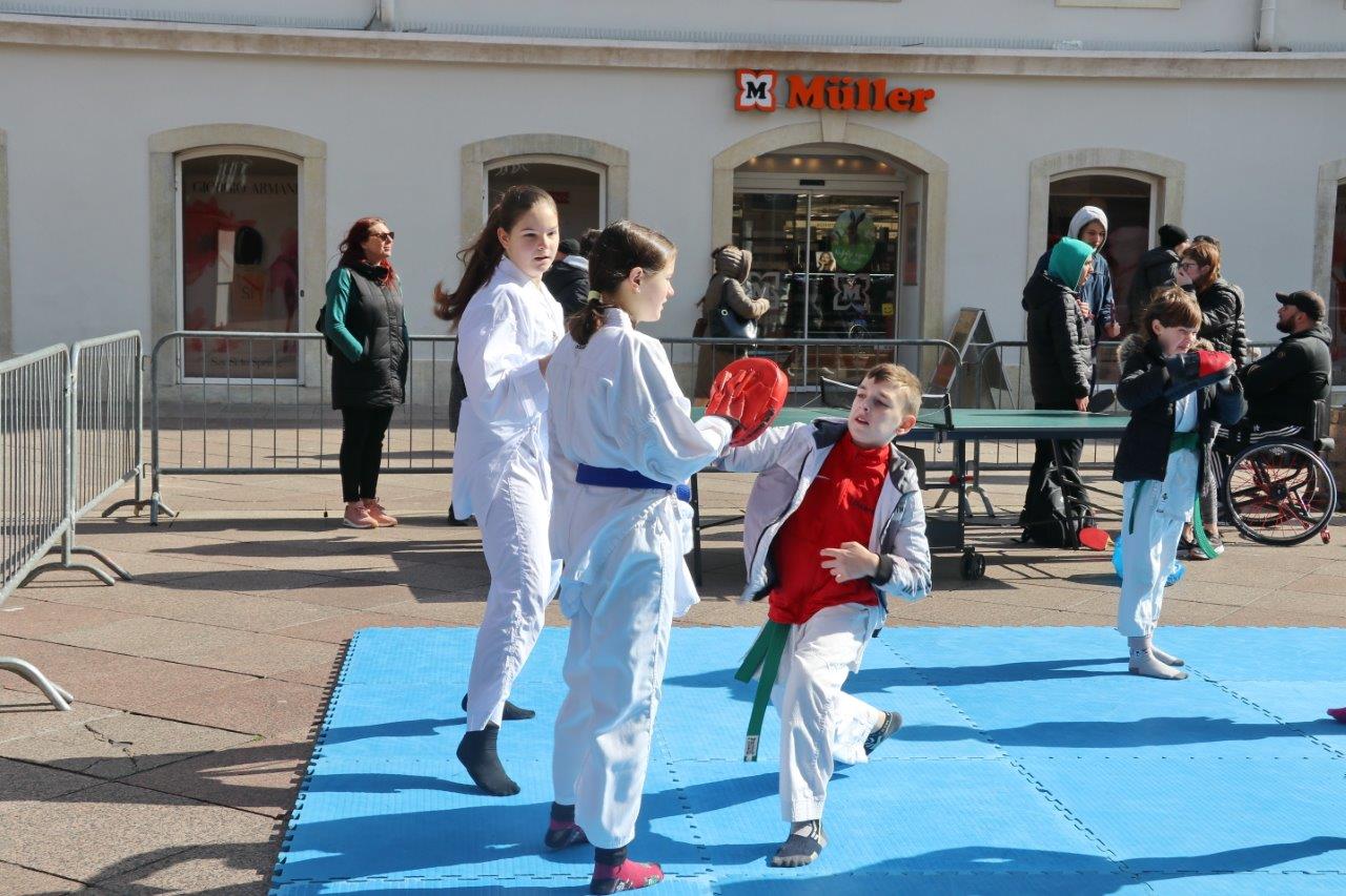Sportski-dan-u-sklopu-manifestacije-Tjedan-autizma-9 Sportski-dan-u-sklopu-manifestacije-Tjedan-autizma-9