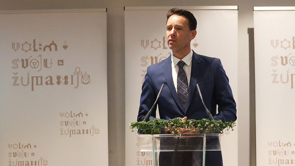 big_gxAEOCSU7gj7YiZGkKMh big_gxAEOCSU7gj7YiZGkKMh