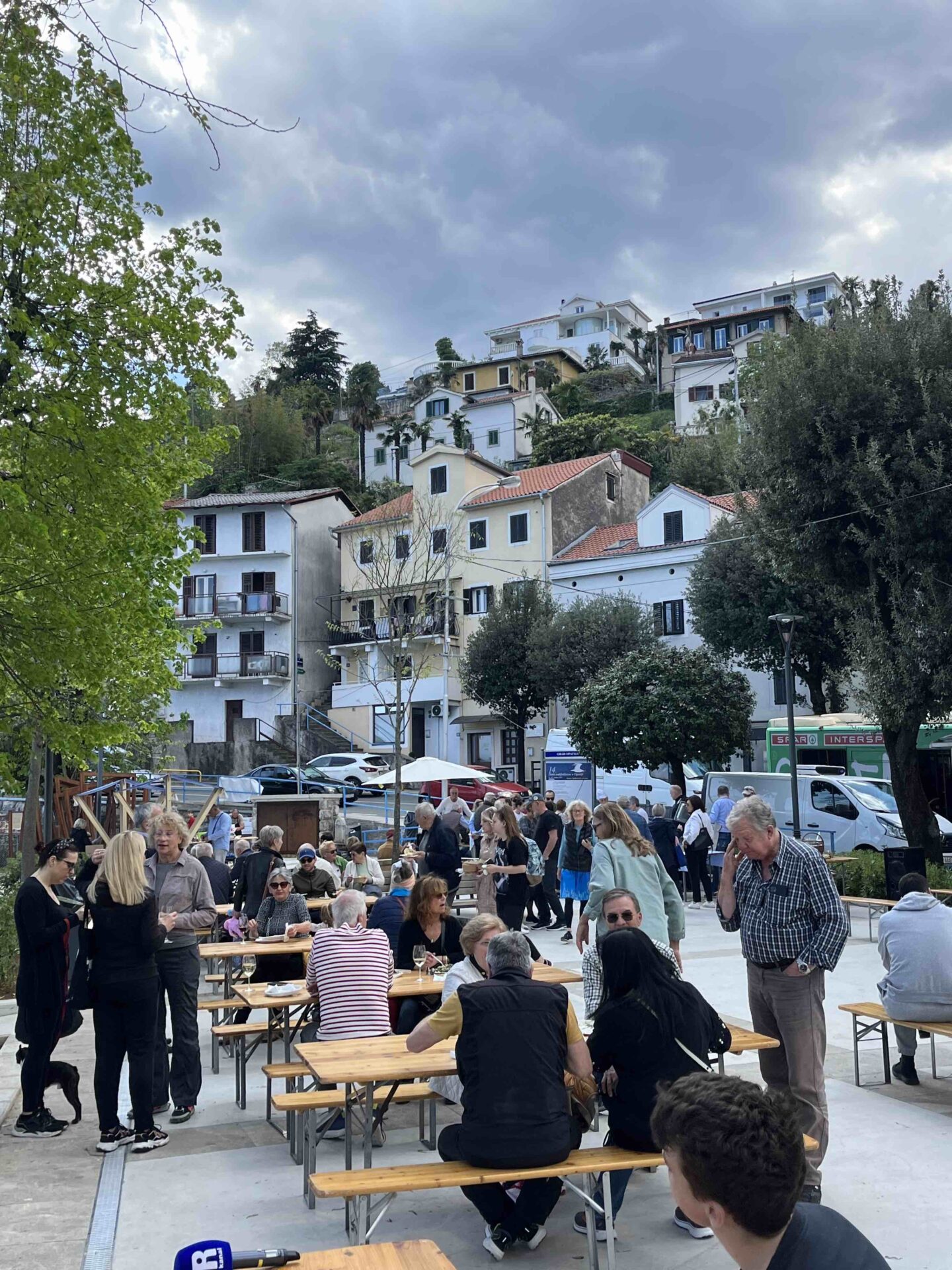 ika šparuga i vino2023 12