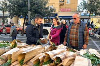 opatija veliki petak podjela paketa (2)