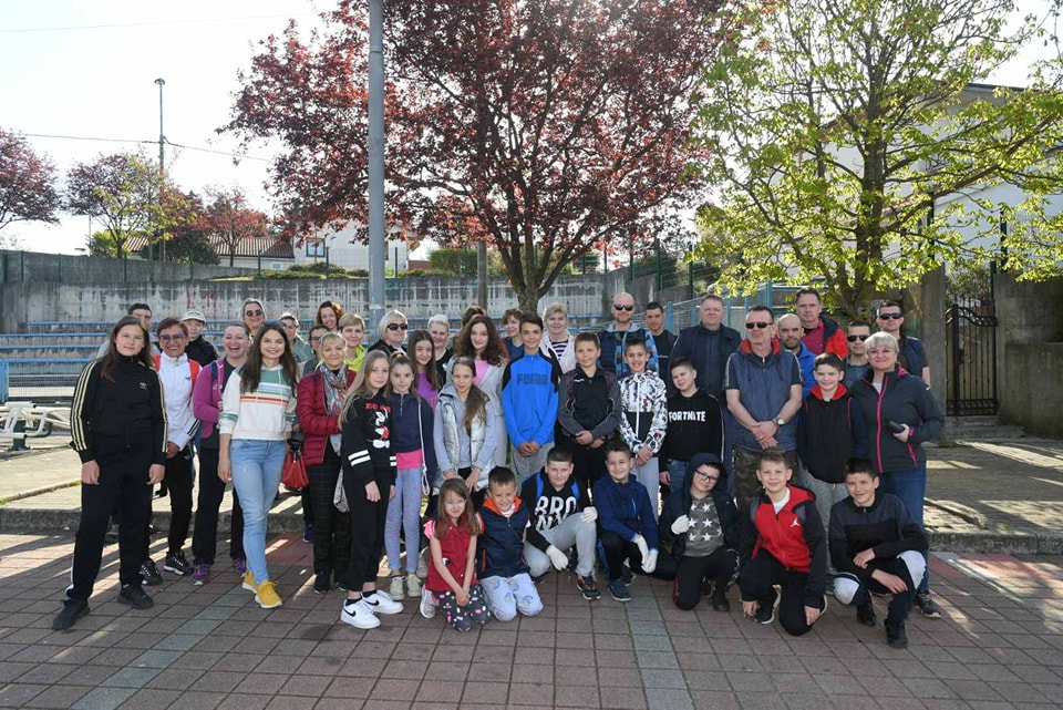 viskovo zelena cistka (2) viskovo zelena cistka (2)