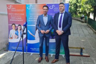 20230523_100028-scaled