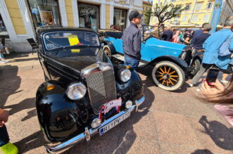 27.-Međunarodni-oldtimer-auto-rally-8