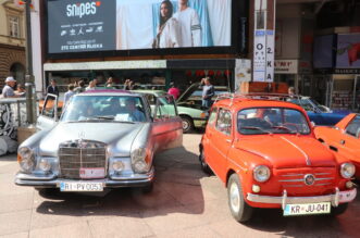 27.-Međunarodni-oldtimer-auto-rally-9