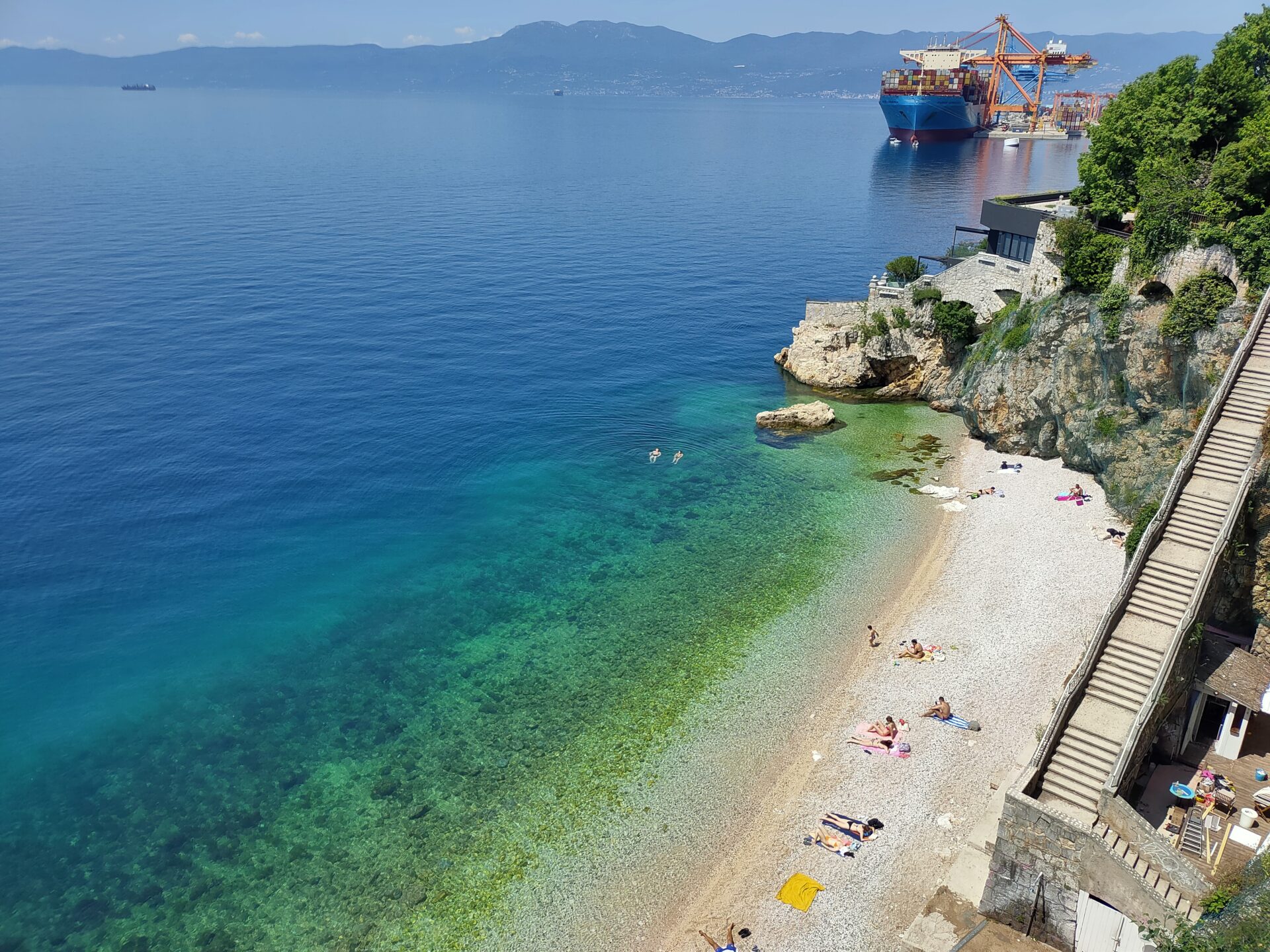 MORE LJETO PLAZA SABLICEVO MORE LJETO PLAZA SABLICEVO