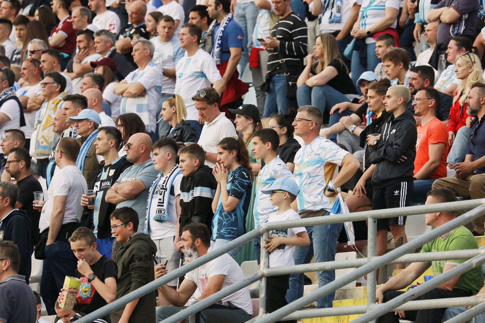 hnk rijeka utakmica rujevica tribine navijači hnk rijeka utakmica rujevica tribine navijači