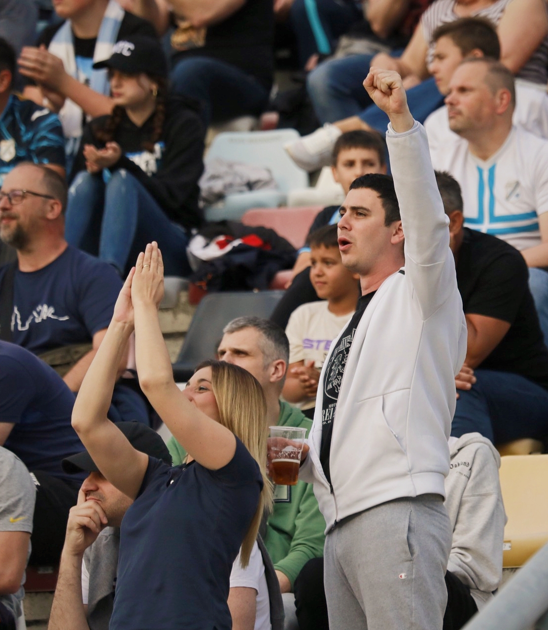 hnk rijeka utakmica rujevica tribine navijači hnk rijeka utakmica rujevica tribine navijači