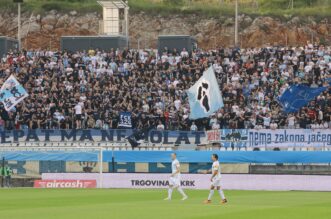 hnk rijeka utakmica rujevica tribine navijači