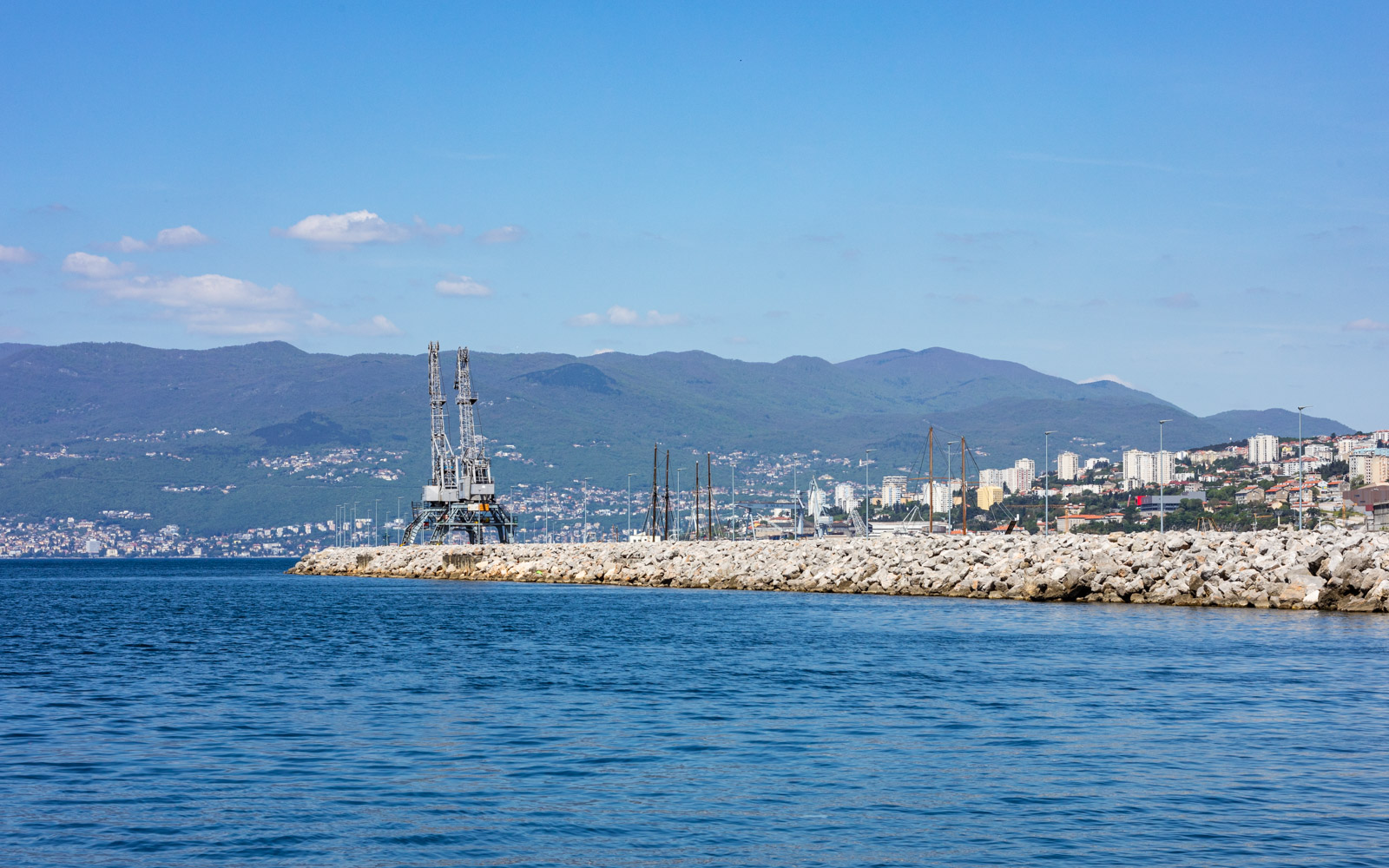 Ilustrativne 4.5.-18 Ilustrativne 4.5.-18