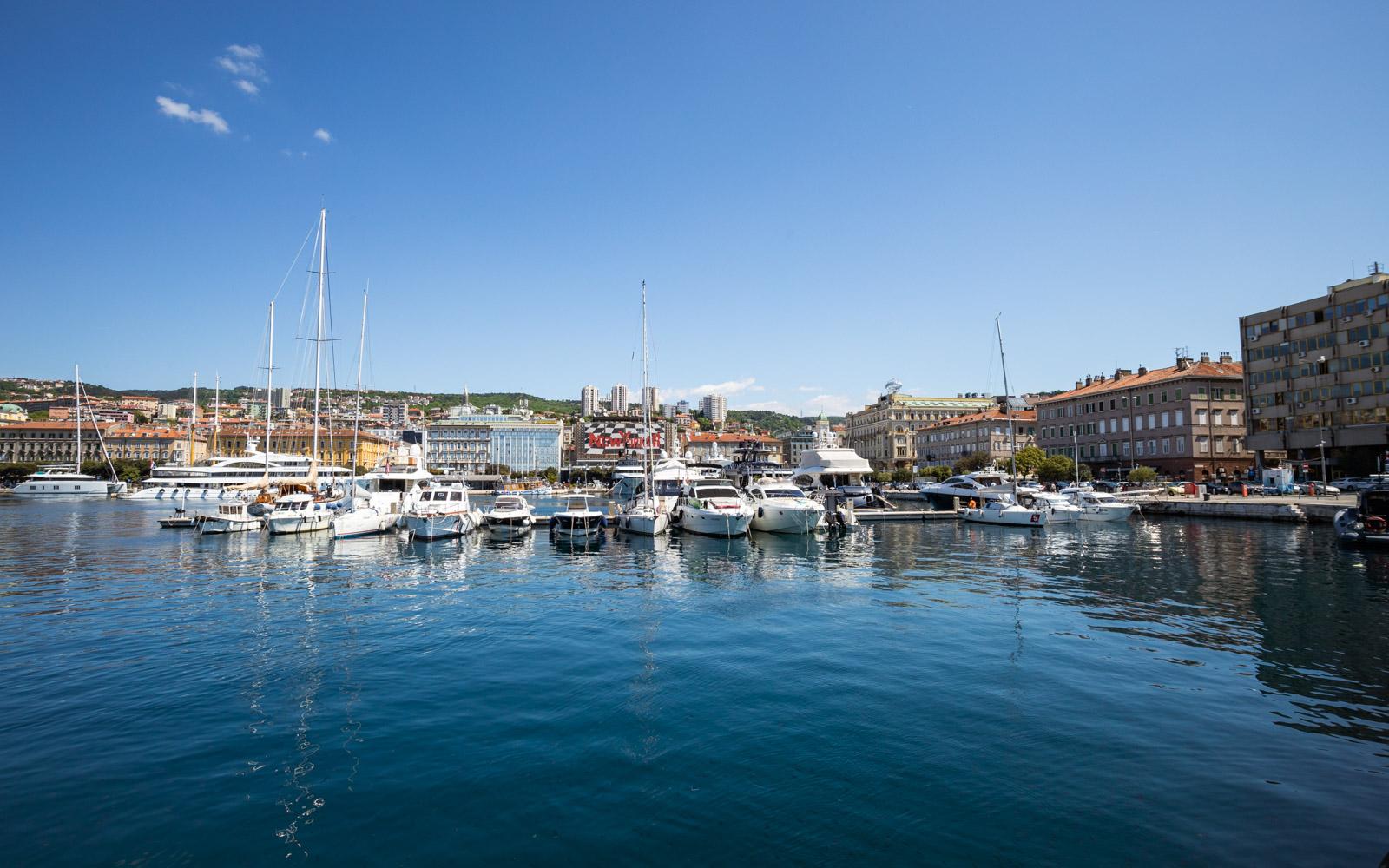 Ilustrativne 4.5.-30 Ilustrativne 4.5.-30