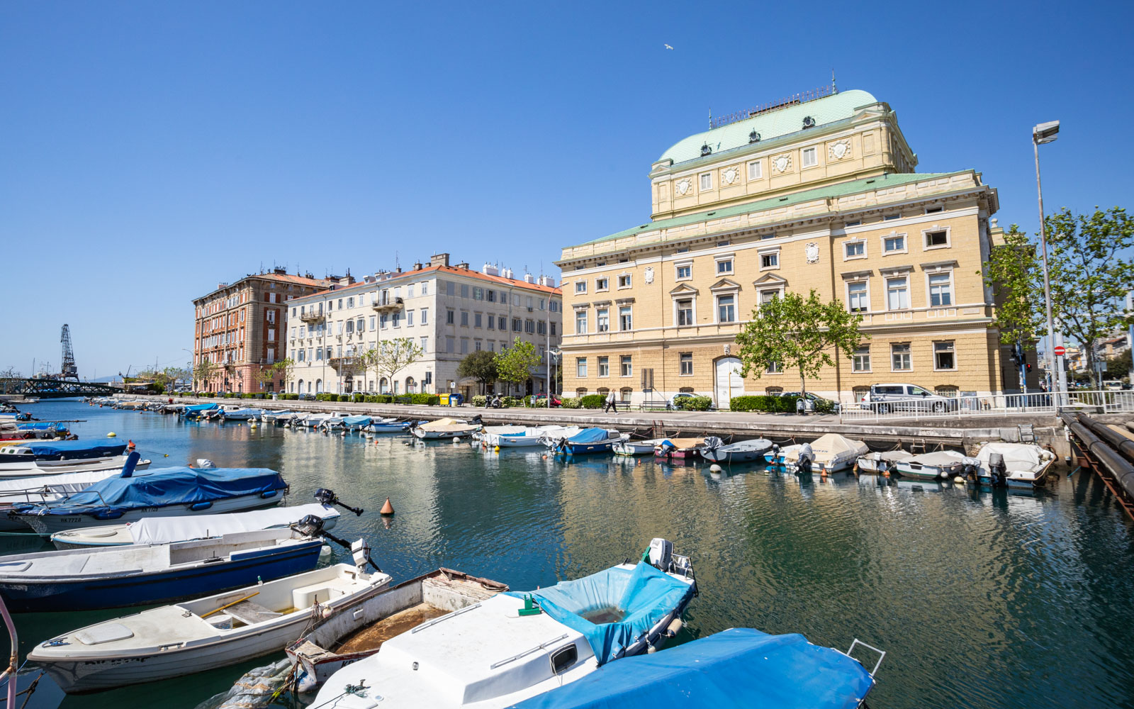 Ilustrativne 4.5.-37 Ilustrativne 4.5.-37