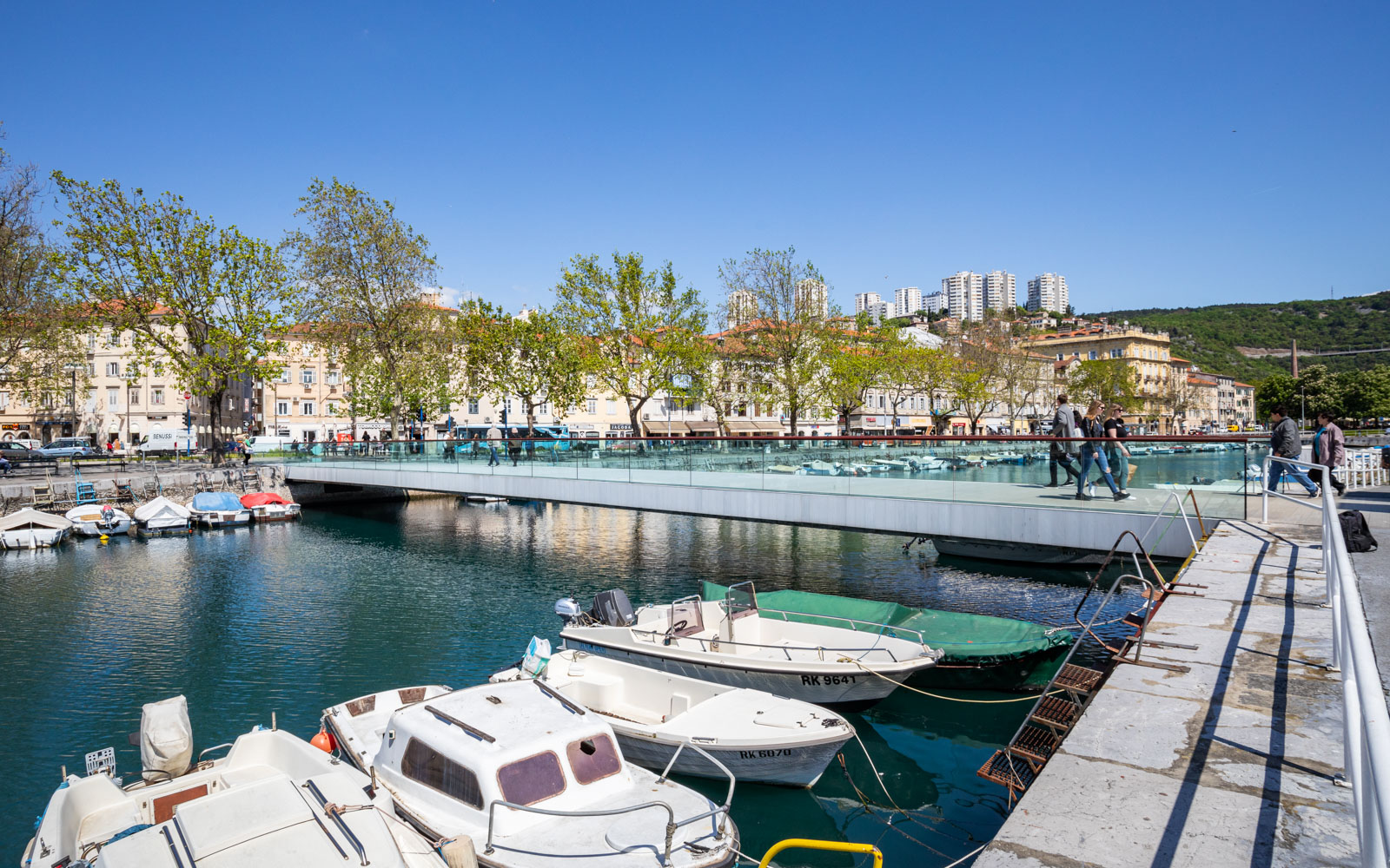 Ilustrativne 4.5.-41 Ilustrativne 4.5.-41