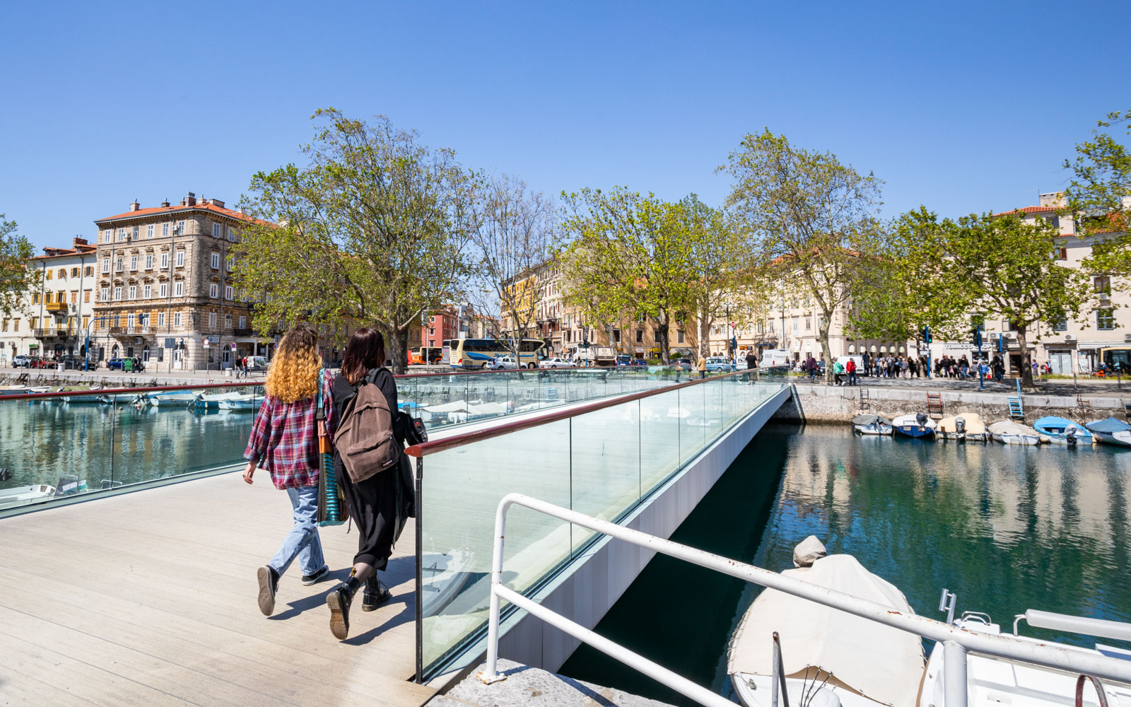 Ilustrativne 4.5.-43 Ilustrativne 4.5.-43