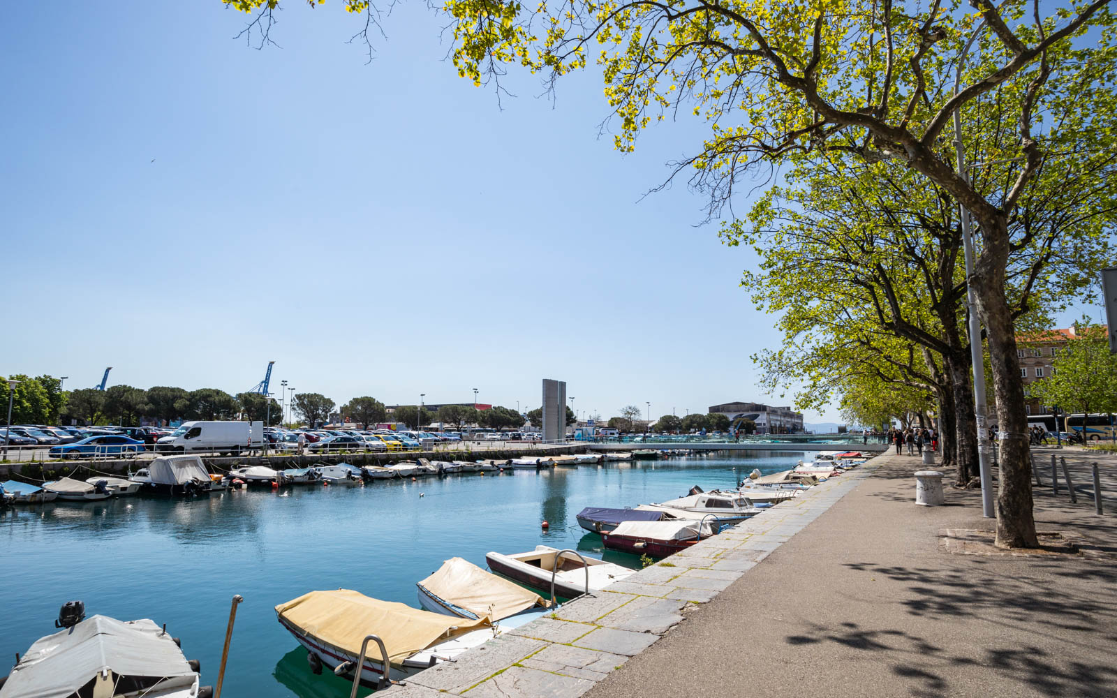 Ilustrativne 4.5.-51 Ilustrativne 4.5.-51