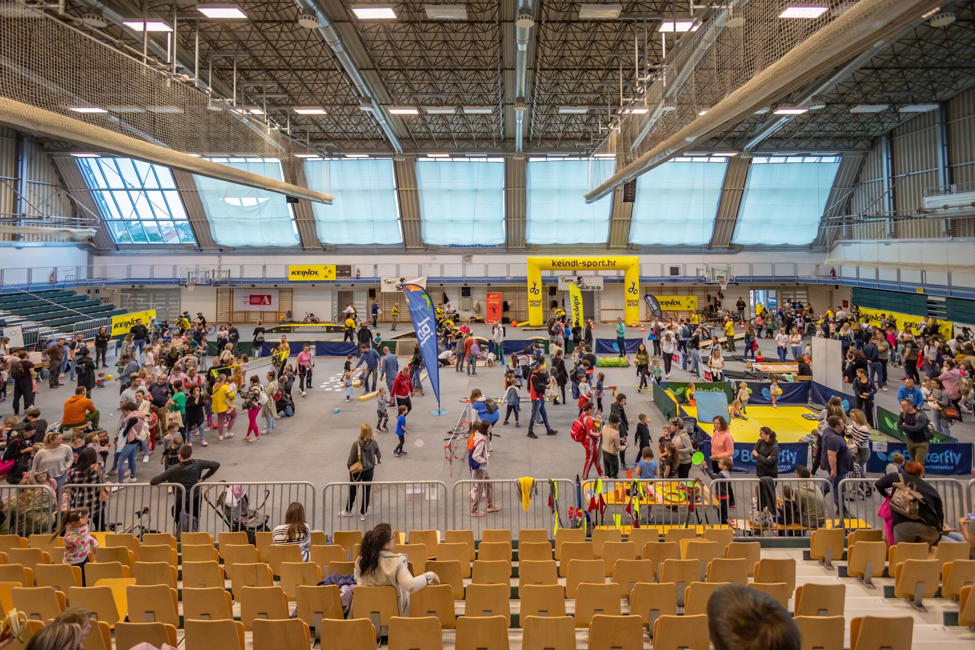 KLI_8682-topaz-denoise-faceai KLI_8682-topaz-denoise-faceai