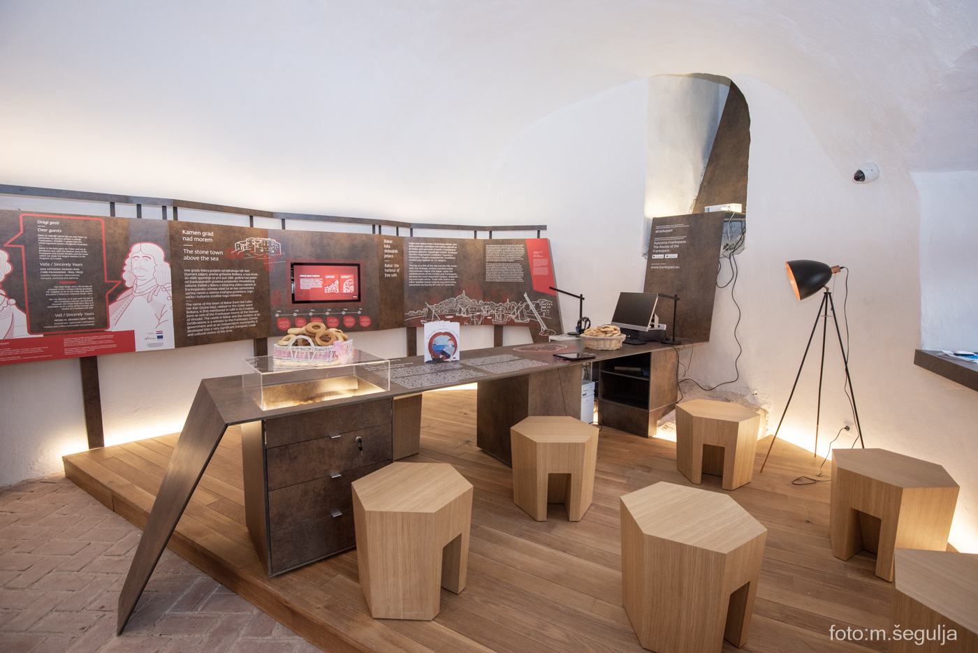 Kaštel – Miljenko Šegulja (2) Kaštel – Miljenko Šegulja (2)