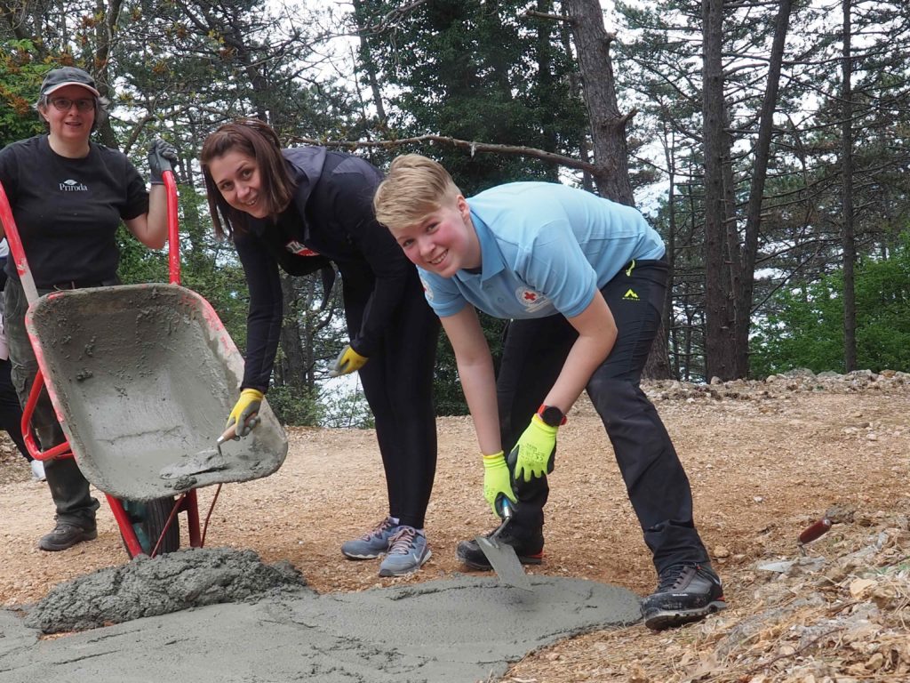 OLYMPUS DIGITAL CAMERA OLYMPUS DIGITAL CAMERA