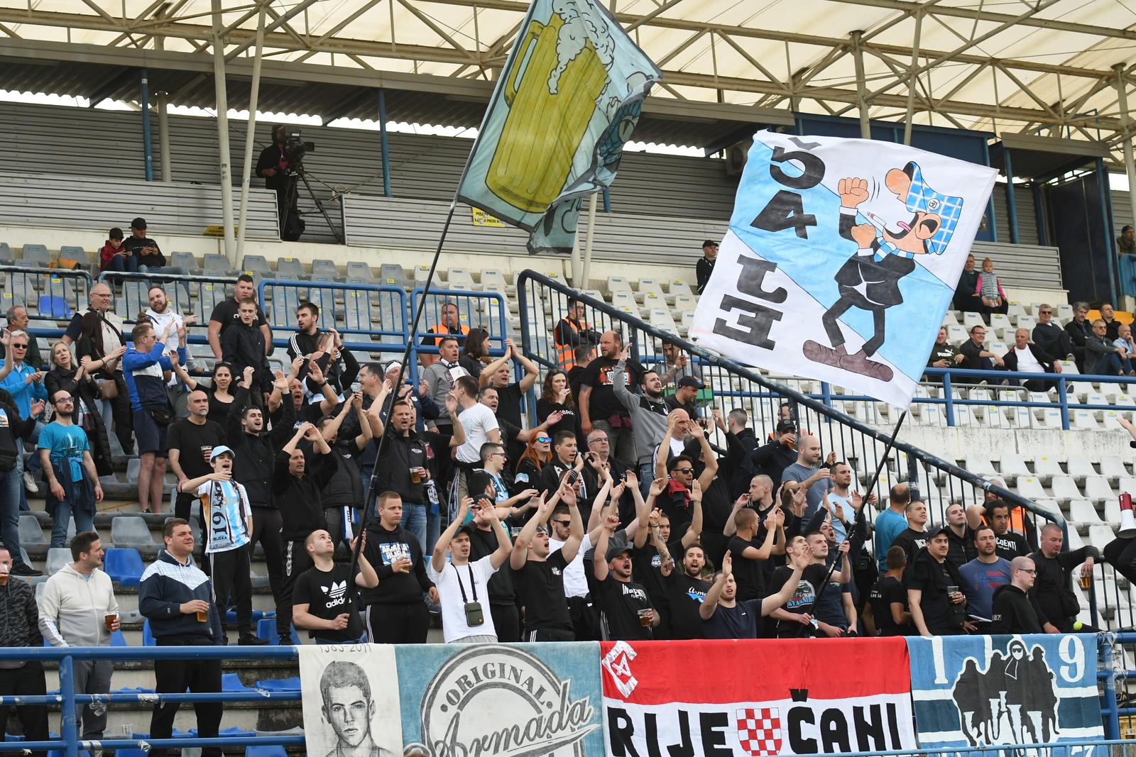 Slaven Belupo i Rijeka sastali se u 32. kolu SuperSport HNL-a Slaven Belupo i Rijeka sastali se u 32. kolu SuperSport HNL-a