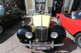 Na ulicama grada održan 27. Oldtimer auto rally Rijeka 2023