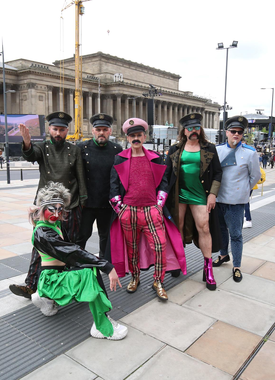 Članovi Leta 3 prošetali Liverpoolom i oduševili prolaznike