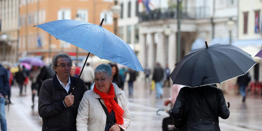 Građani Rijeke spremno dočekali najavjenu kišu