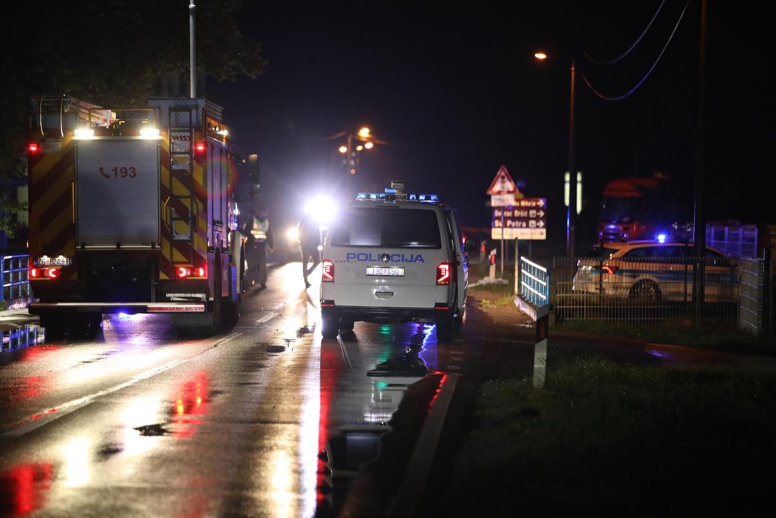 Jedna osoba smrtno stradala u prometnoj nesreći kod Jastrebarskog Jedna osoba smrtno stradala u prometnoj nesreći kod Jastrebarskog