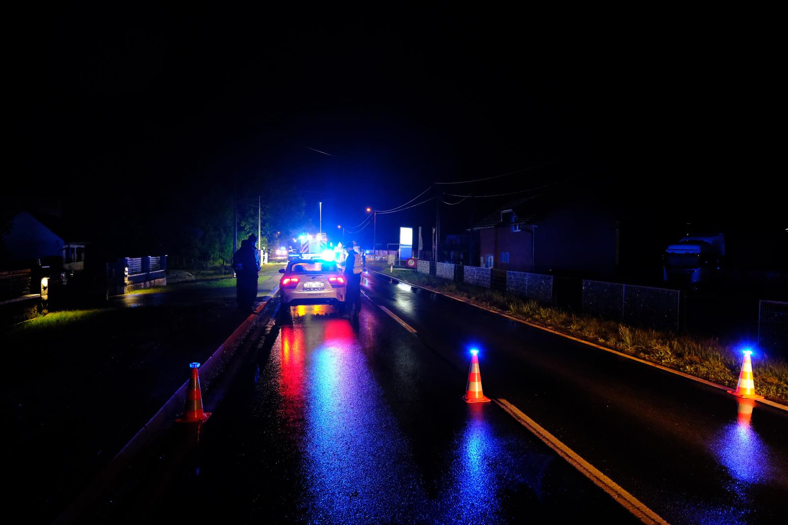 Jedna osoba smrtno stradala u prometnoj nesreći kod Jastrebarskog Jedna osoba smrtno stradala u prometnoj nesreći kod Jastrebarskog