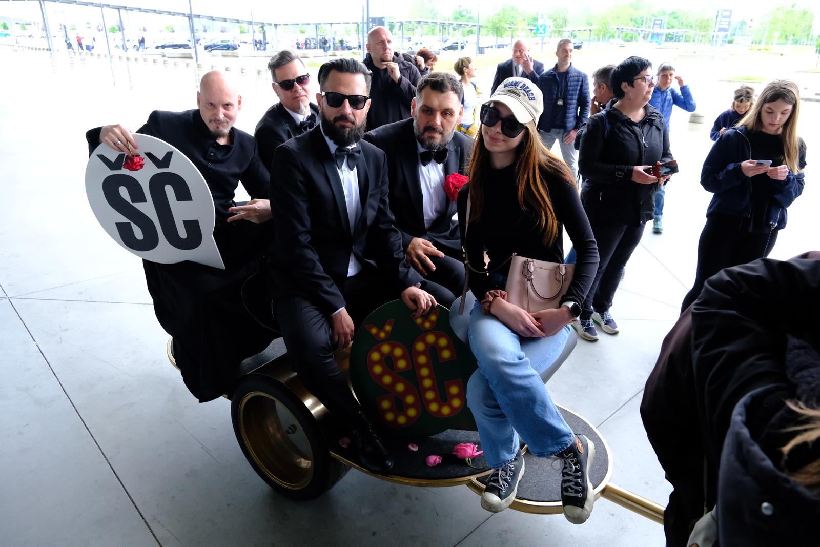 Let 3 na zlatnom traktoru stigli u Zagreb