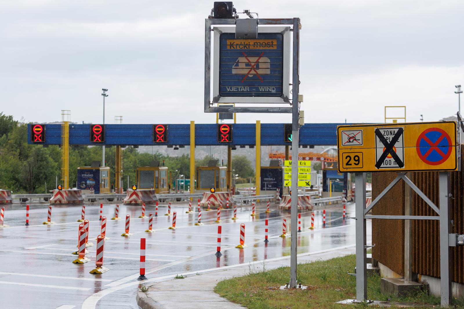 Olujna bura na području Rijeke Olujna bura na području Rijeke