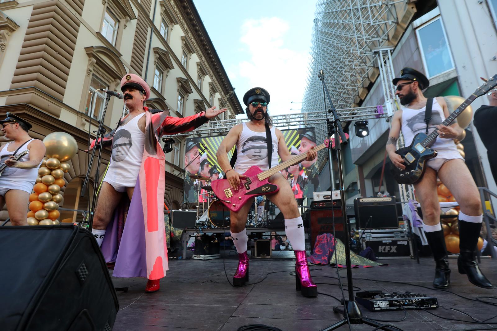 Rijeka: Koncert grupe Let 3 nakon povratka iz Liverpoola Rijeka: Koncert grupe Let 3 nakon povratka iz Liverpoola