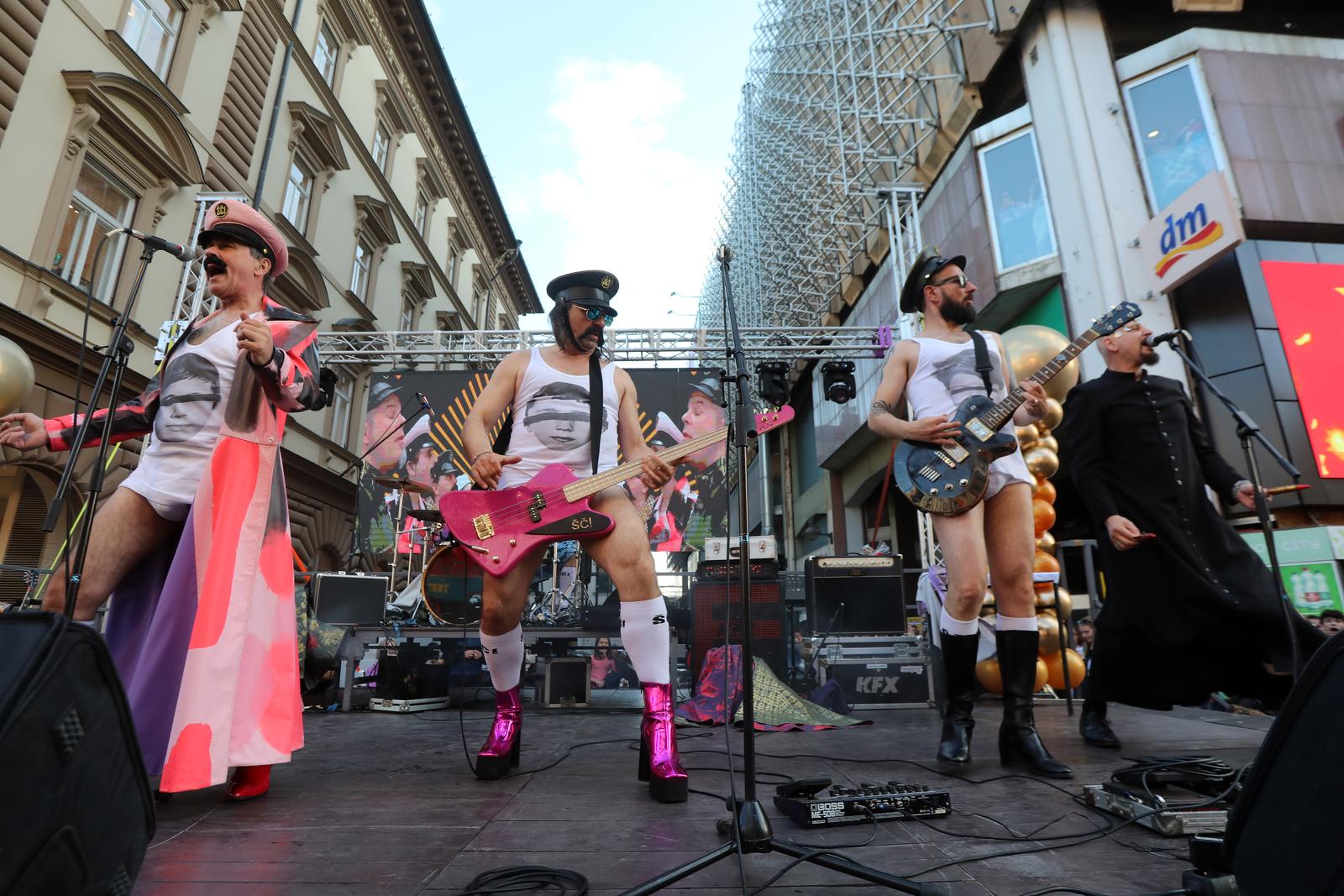 Rijeka: Koncert grupe Let 3 nakon povratka iz Liverpoola Rijeka: Koncert grupe Let 3 nakon povratka iz Liverpoola