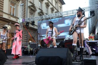 Rijeka: Koncert grupe Let 3 nakon povratka iz Liverpoola