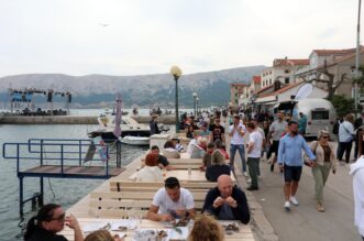 Baka: Crna ovca festival janjetine, individualizma, kreativnosti i oto?ne batine