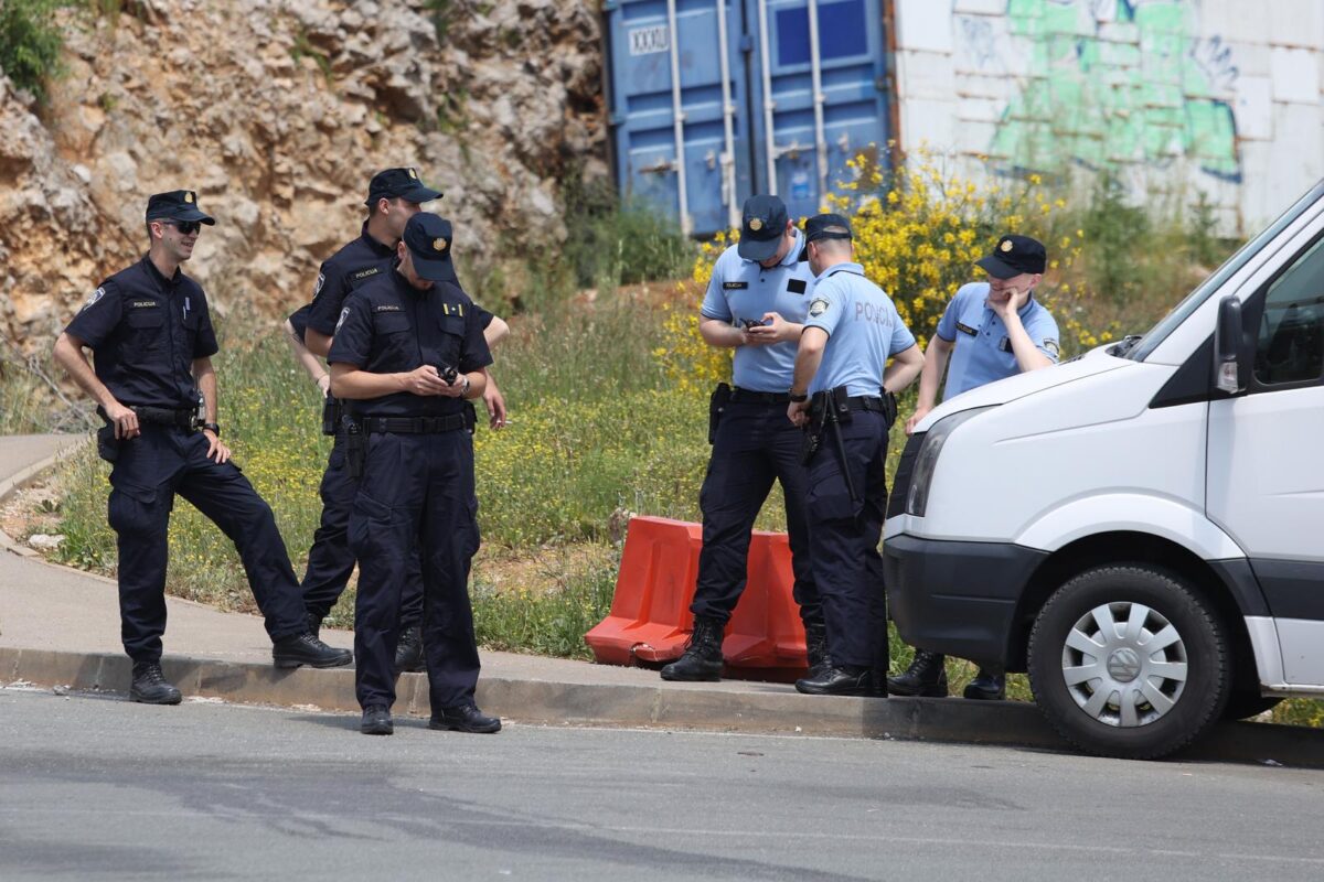 Ravnateljstvo policije - Nogometni susret visokog rizika između HNK Rijeka  i HNK Hajduk Split