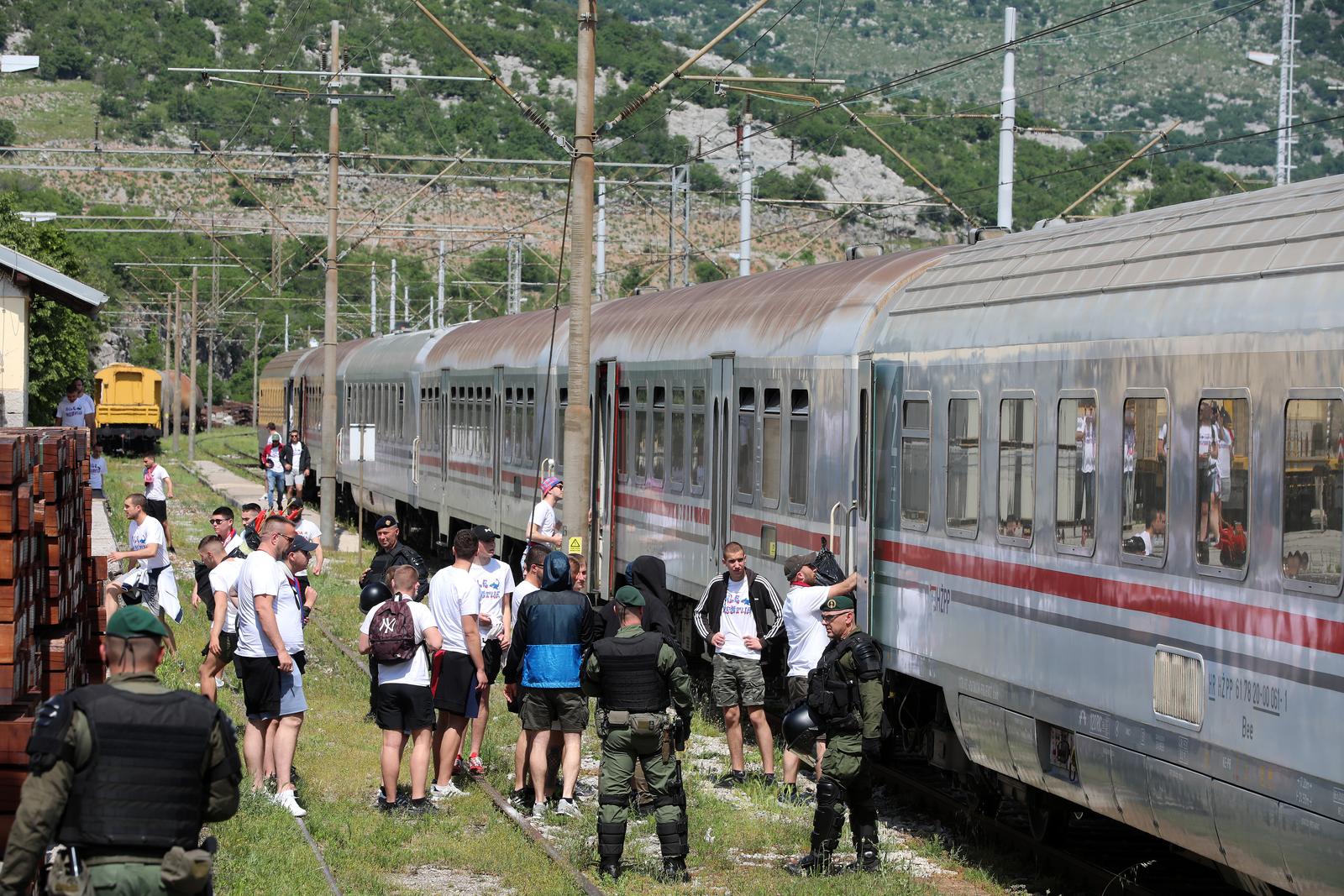 Rijeka: Bili vlak sa Torcidom stigao u Rijeku