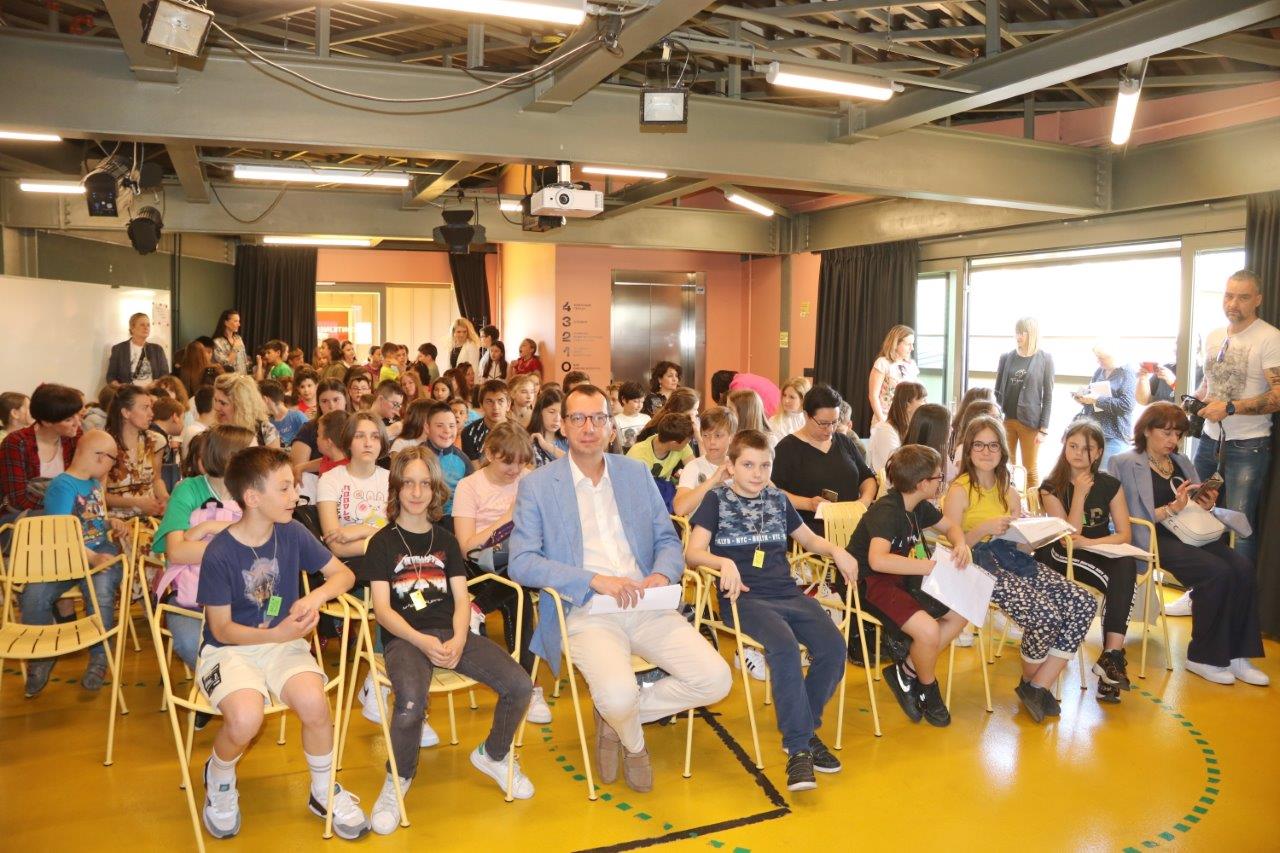 Smotra-izvannastavnih-aktivnosti-u-osnovnim-školama-Grada-Rijeke-–-učenici-učen-1 Smotra-izvannastavnih-aktivnosti-u-osnovnim-školama-Grada-Rijeke-–-učenici-učen-1