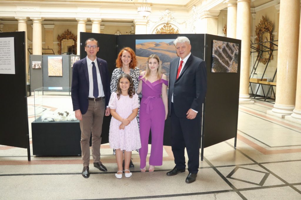 Svečana-akademija-povodom-Dana-državnosti-15-1024×683 Svečana-akademija-povodom-Dana-državnosti-15-1024×683