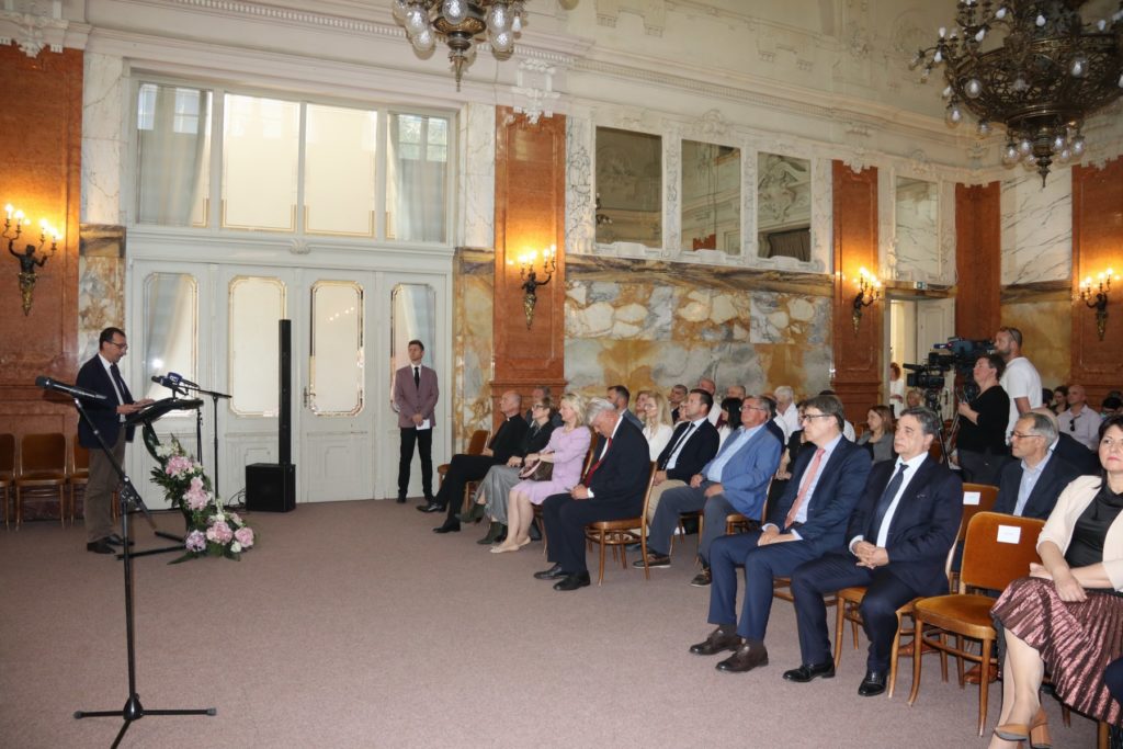 Svečana-akademija-povodom-Dana-državnosti-5-1024×683 Svečana-akademija-povodom-Dana-državnosti-5-1024×683