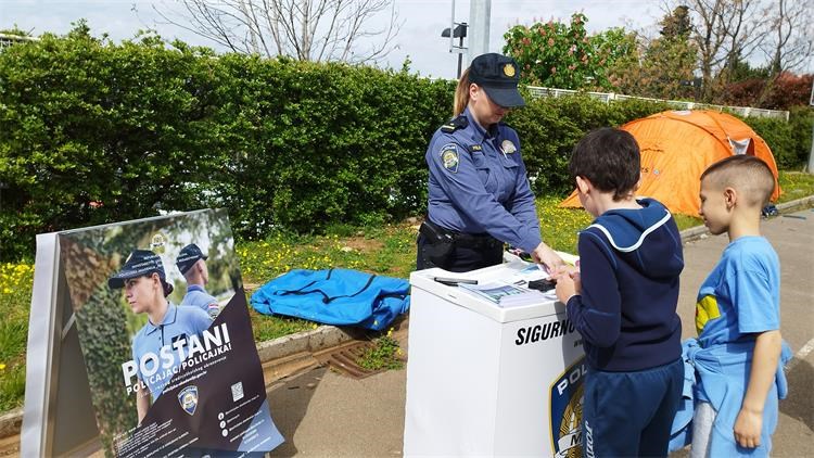 kostrena policija (2)