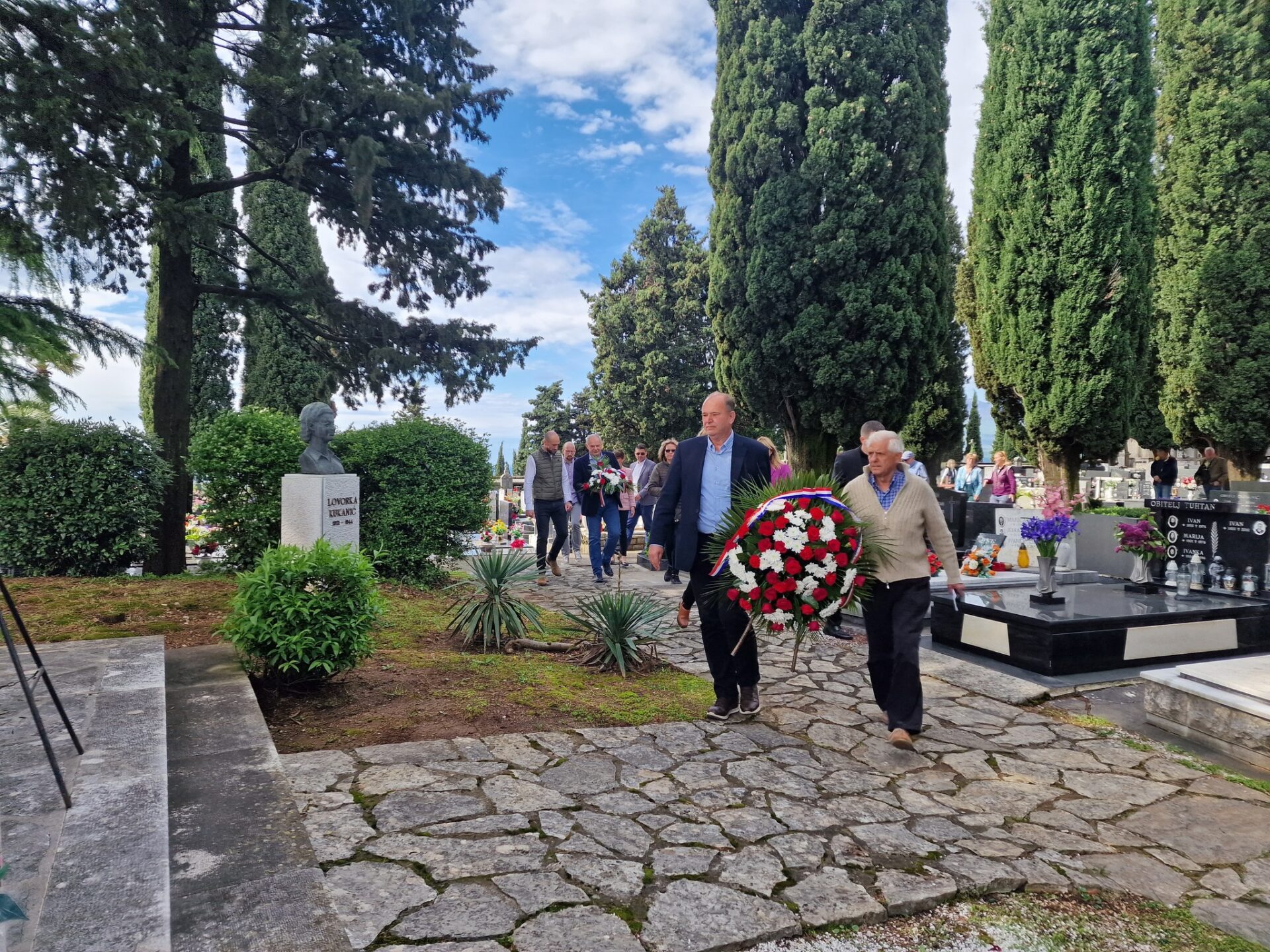 oslobođenje grada kastva (4) oslobođenje grada kastva (4)