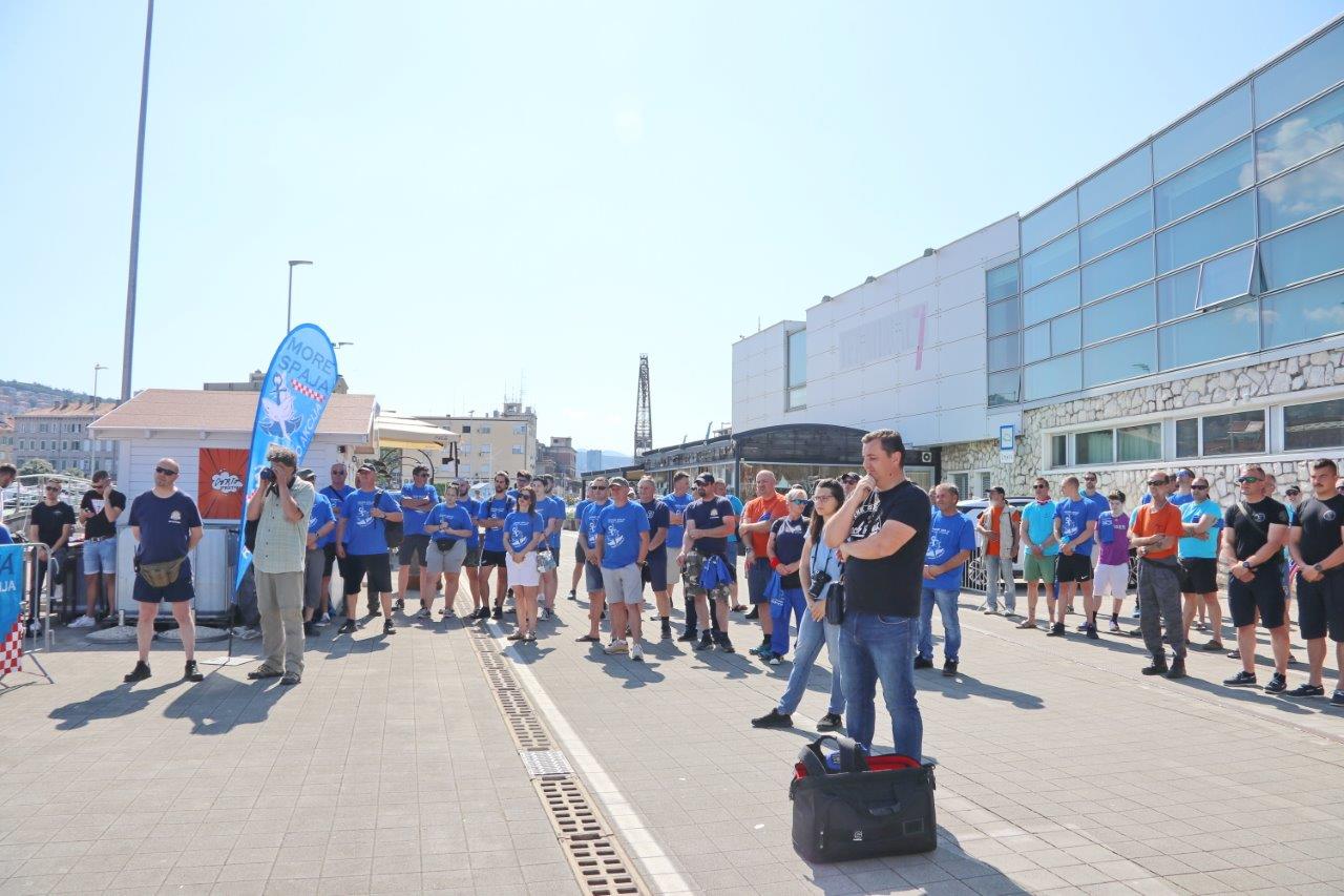 Ekološka-akcija-čišćenja-podmorja-„More-spaja-–-30-godina-zajedno“-7 Ekološka-akcija-čišćenja-podmorja-„More-spaja-–-30-godina-zajedno“-7