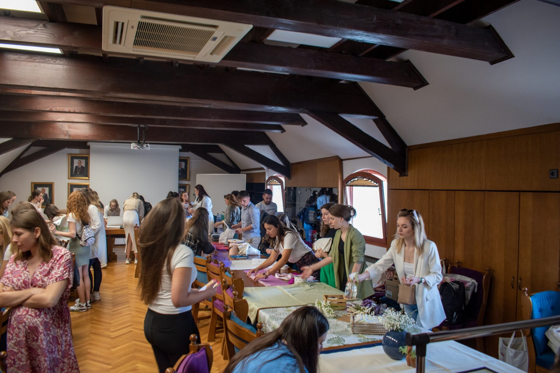 FOI_Sajam studentskih poslova FOI_Sajam studentskih poslova